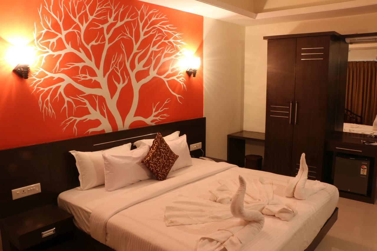 Hotel Reevanta Daman Kültér fotó