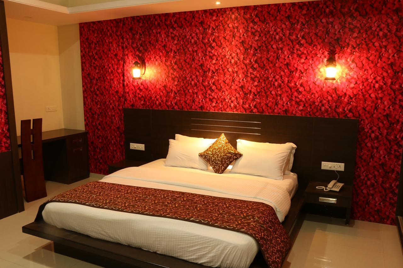 Hotel Reevanta Daman Kültér fotó