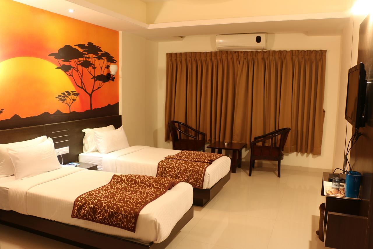 Hotel Reevanta Daman Kültér fotó